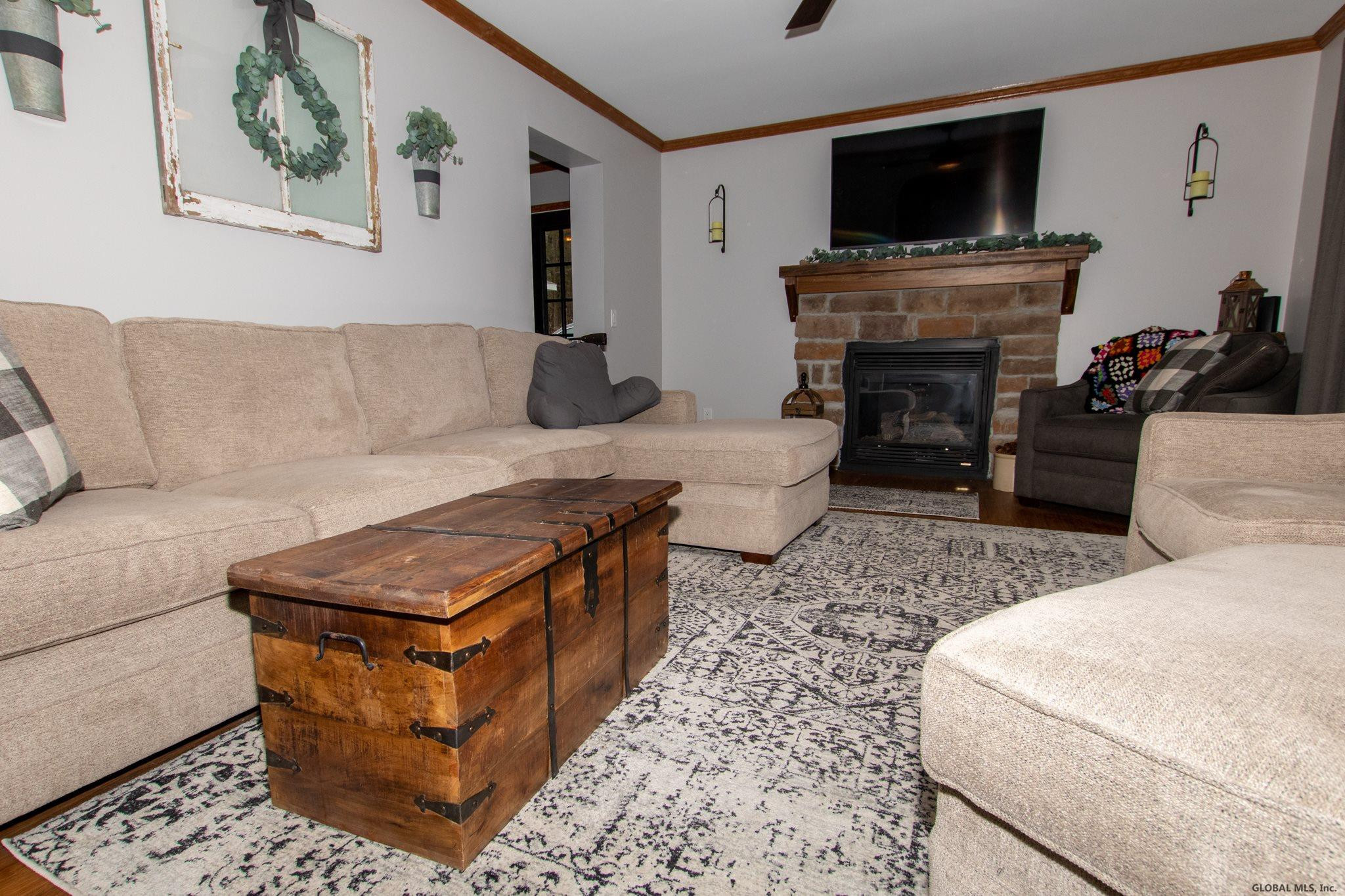 559 Rector Road Glenville, NY 12302 - Photo 6 of 28 Photo 6