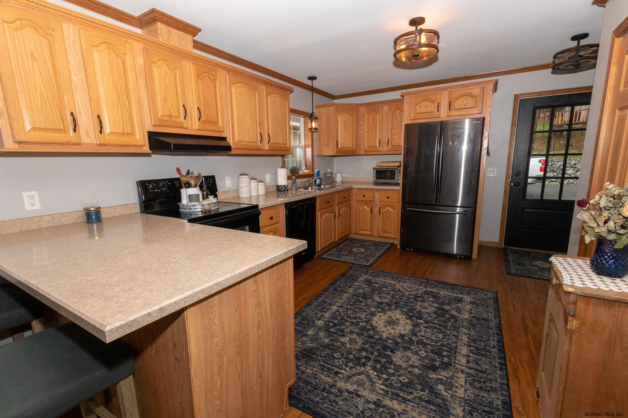 559 Rector Road Glenville, NY 12302 - Photo 9 of 28 Photo 9