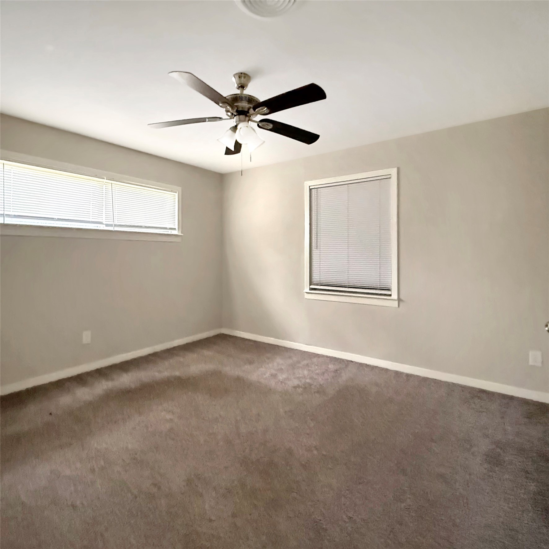 819 West Kyle Road Clute, TX 77531 - Photo 19 of 23 Gallery Image 19