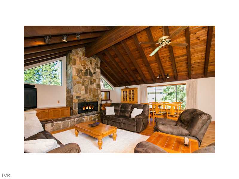 971 Apollo Way Incline Village, NV 89451 - Photo 6 of 25 Living Room.