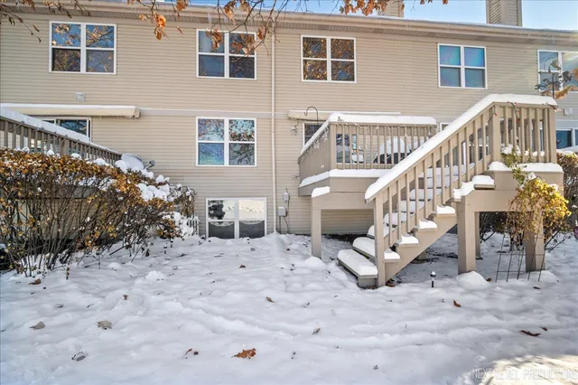 $385,000 | 3386 St Michel Court, St. Charles, IL 60175