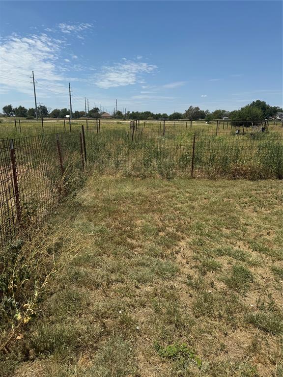 1516 South 8th Street Chillicothe, TX 79225 - Photo 7 of 28 a view of a lake view