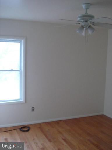 816 Riverside Drive Pasadena, MD 21122 - Photo 12 of 16 Bedroom #3