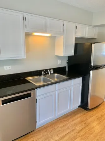 $1,950 | 1508 West Jefferson Avenue, Unit D, Naperville, IL 60540