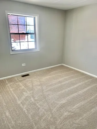 $1,950 | 1508 West Jefferson Avenue, Unit D, Naperville, IL 60540
