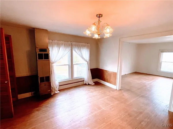 $189,900 | 2-4 Maple Street, Auburn, NY 13021