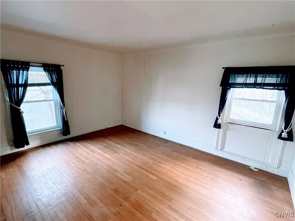 $189,900 | 2-4 Maple Street, Auburn, NY 13021