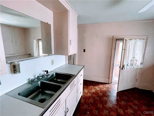 $189,900 | 2-4 Maple Street, Auburn, NY 13021