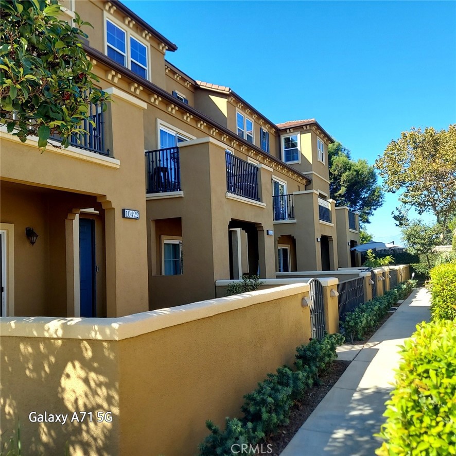 10410 Orchid Way Santa Fe Springs, CA 90670 - Photo 1 of 18