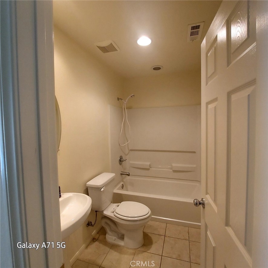 10410 Orchid Way Santa Fe Springs, CA 90670 - Photo 12 of 18