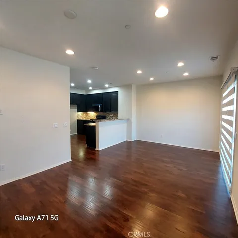 $4,000 | 10410 Orchid Way, Santa Fe Springs, CA 90670