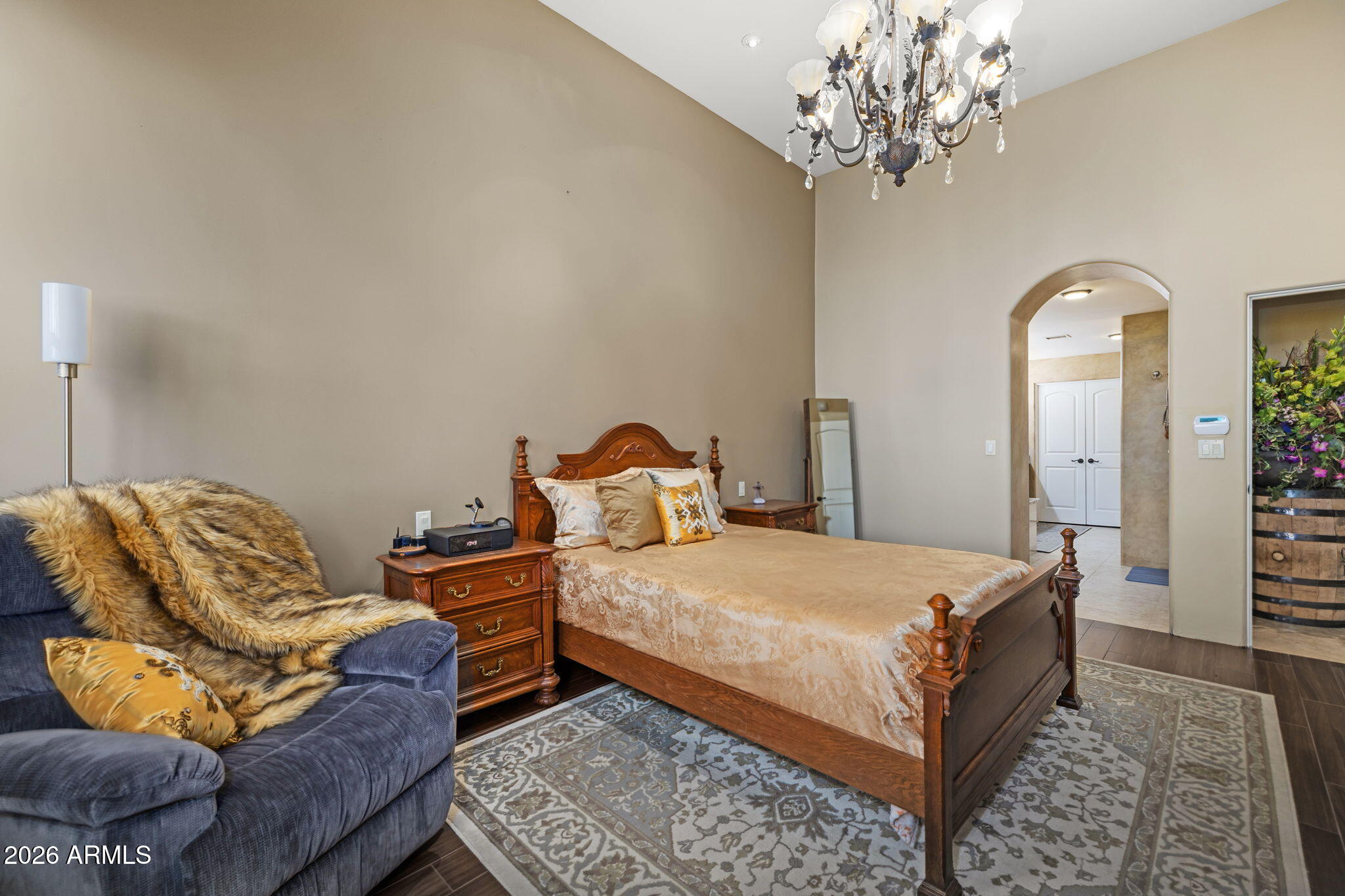7199 East Ridgeview Place, Unit 102 Carefree, AZ 85377 - Photo 21 of 36 Downstairs Primary Bedroom