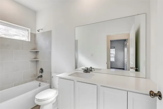 $2,295 | 163 Cibolo Crk Drive, Bastrop, TX 78602