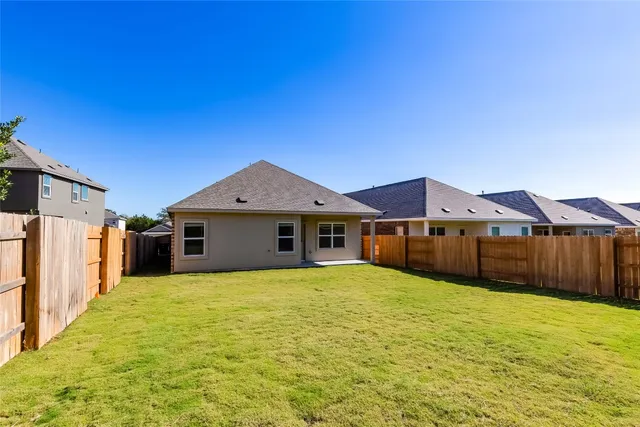 $2,295 | 163 Cibolo Crk Drive, Bastrop, TX 78602