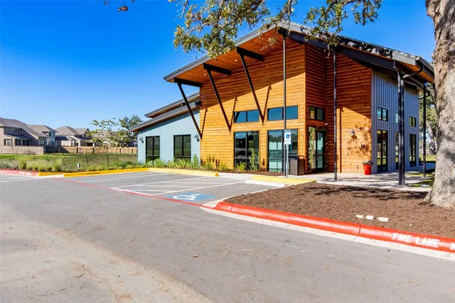 $2,295 | 163 Cibolo Crk Drive, Bastrop, TX 78602