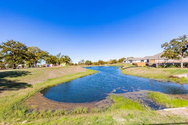 $2,295 | 163 Cibolo Crk Drive, Bastrop, TX 78602