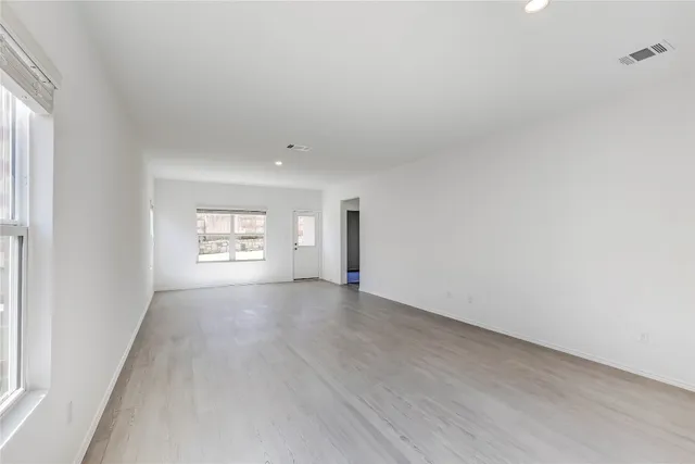 $2,295 | 163 Cibolo Crk Drive, Bastrop, TX 78602