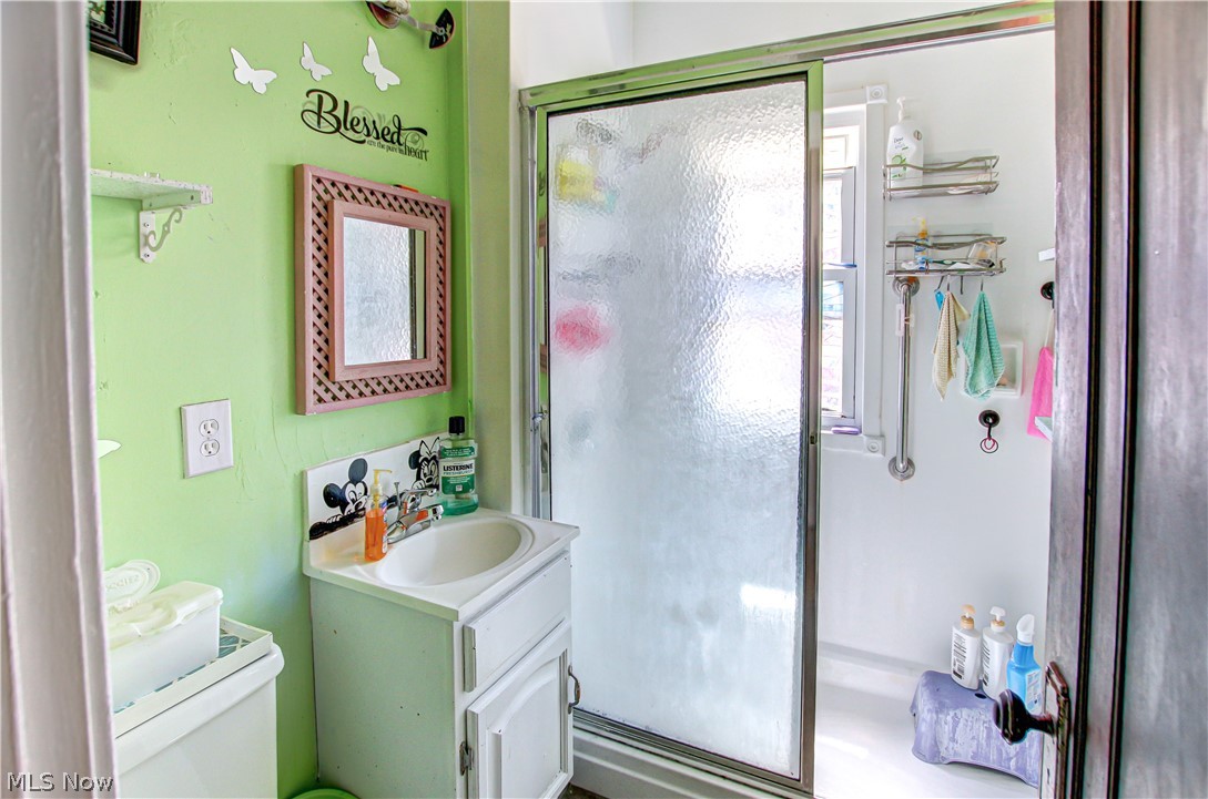 3806 Highland Road Cleveland, OH 44111 - Photo 28 of 35 Gallery Image 28