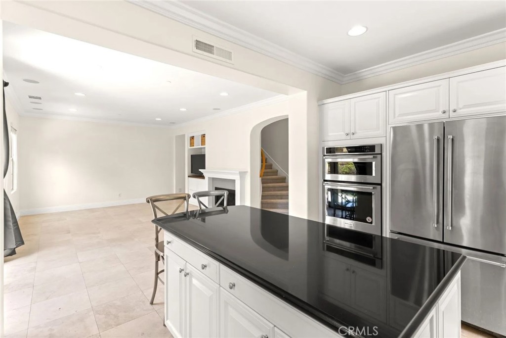 61 Shade Tree Irvine, CA 92603 - Photo 16 of 38