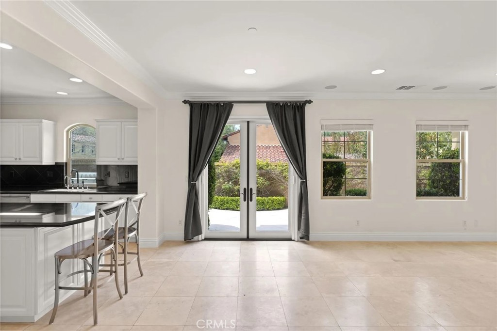 61 Shade Tree Irvine, CA 92603 - Photo 17 of 38