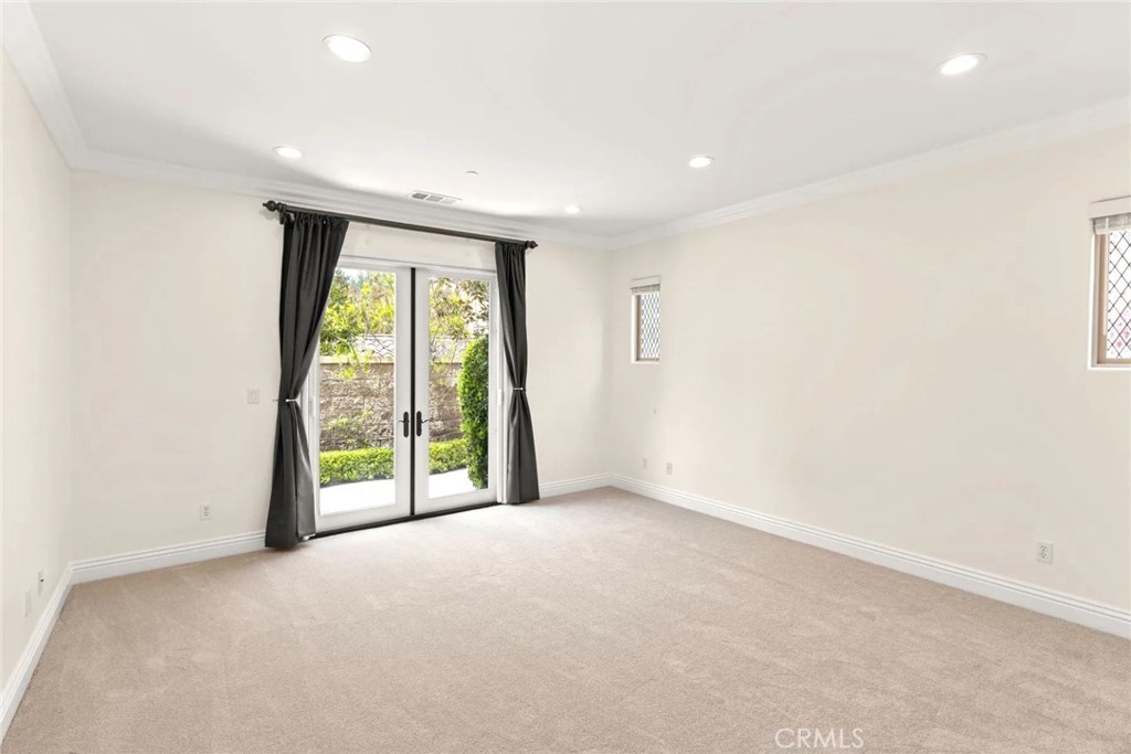 61 Shade Tree Irvine, CA 92603 - Photo 19 of 38