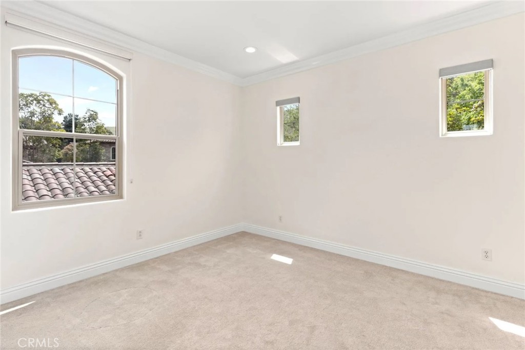 61 Shade Tree Irvine, CA 92603 - Photo 29 of 38