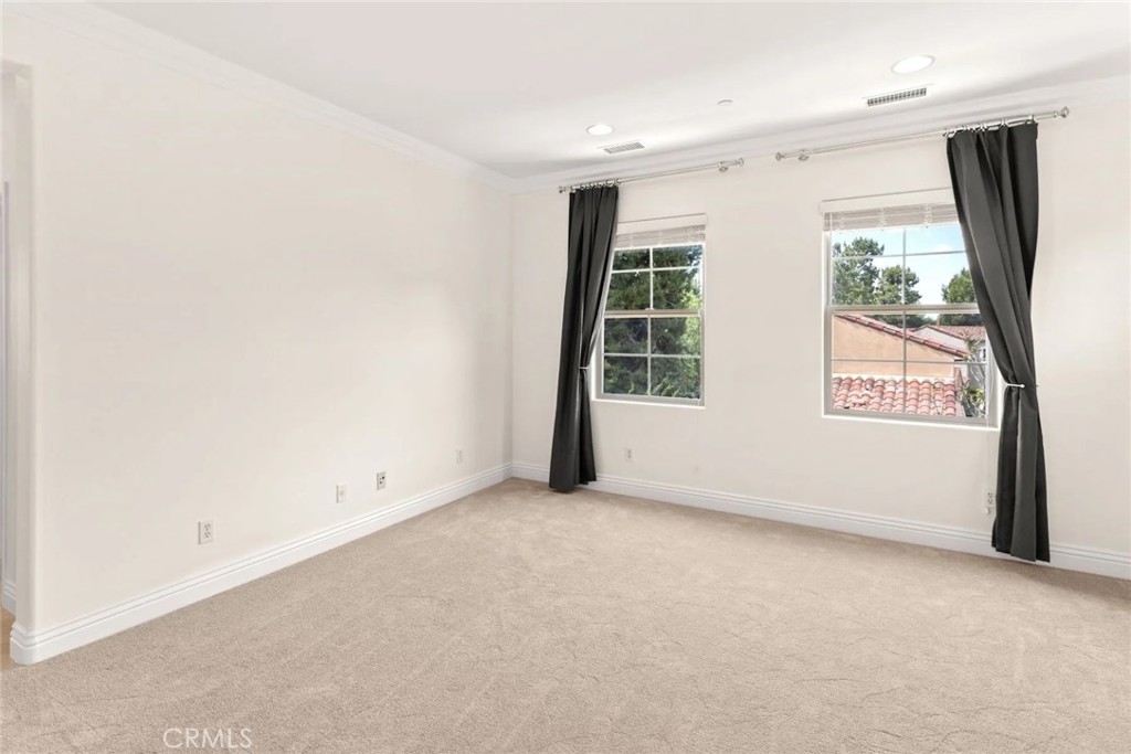 61 Shade Tree Irvine, CA 92603 - Photo 35 of 38