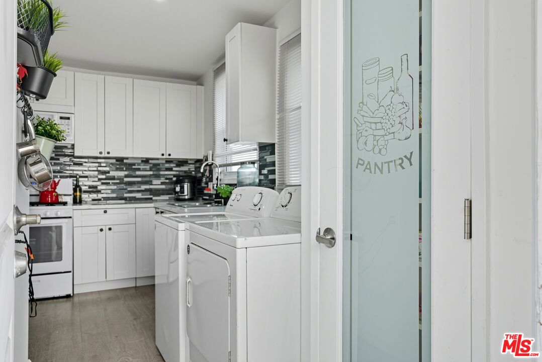 10915 Ayres Avenue Los Angeles, CA 90064 - Photo 44 of 51 a room with storage and utility