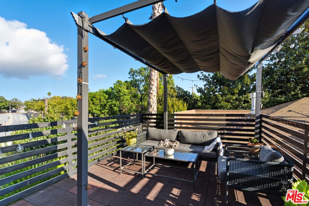 10915 Ayres Avenue Los Angeles, CA 90064 - Photo 50 of 51 a view of outdoor space yard and patio
