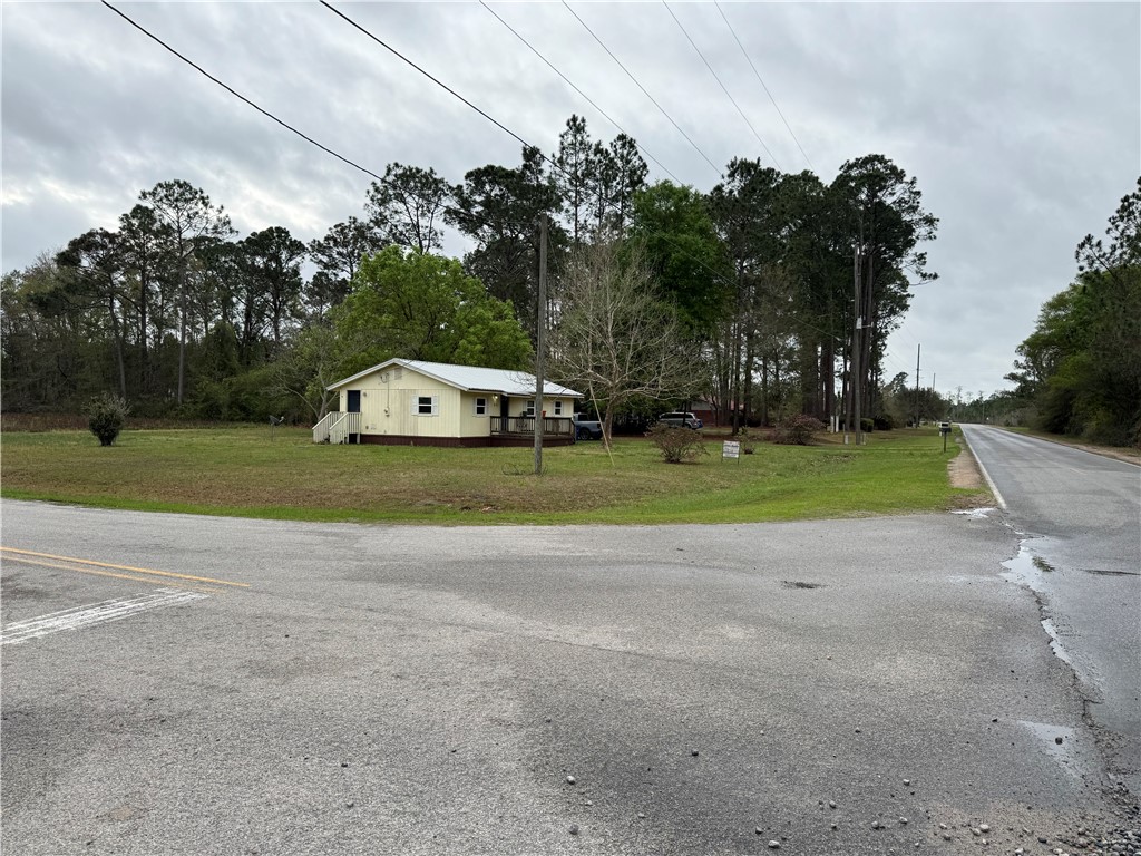 828 Knox Street Nahunta, GA 31553 - Photo 1 of 16