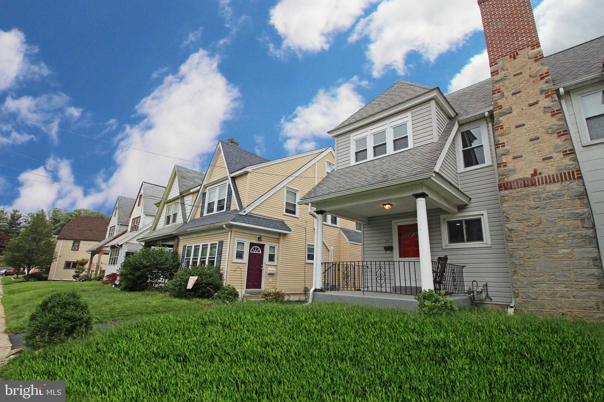 219 Sedgewood Road Springfield, PA 19064 - Photo 3 of 57