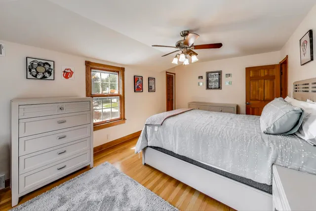 $675,000 | 1607 South Ashland Avenue, Park Ridge, IL 60068