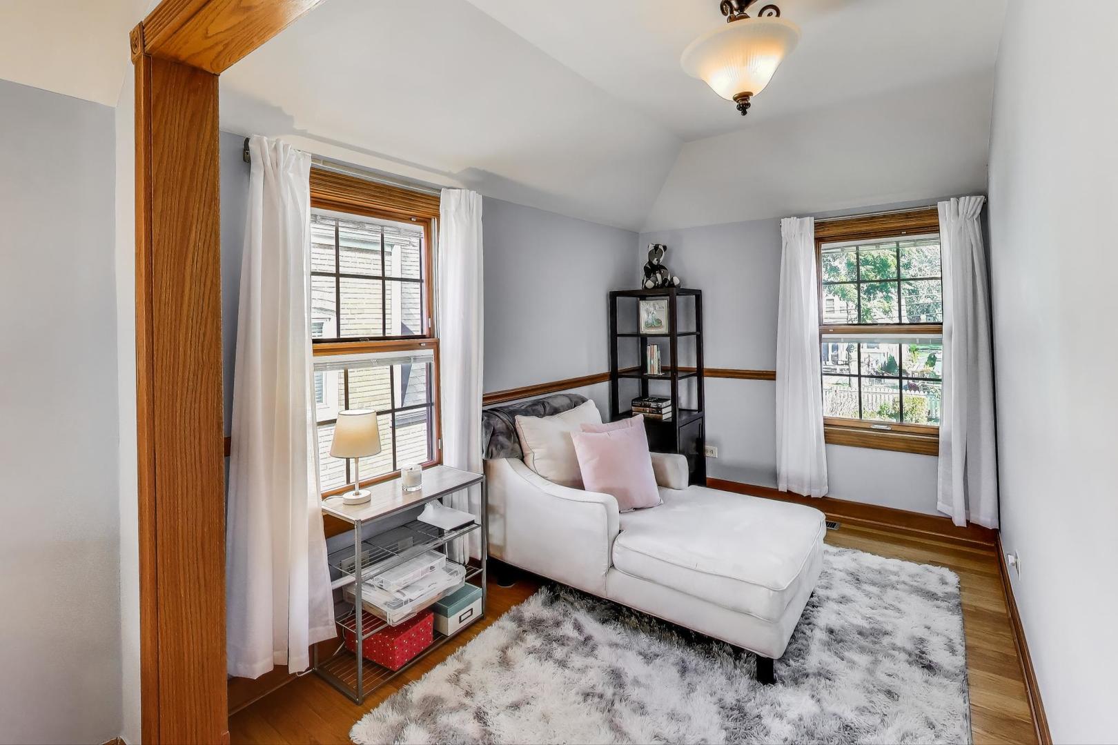 1607 South Ashland Avenue Park Ridge, IL 60068 - Photo 15 of 33