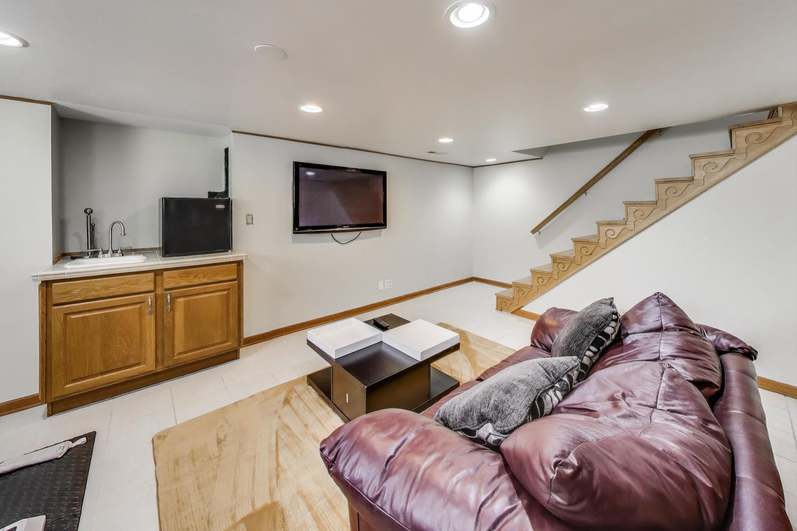 1607 South Ashland Avenue Park Ridge, IL 60068 - Photo 23 of 33