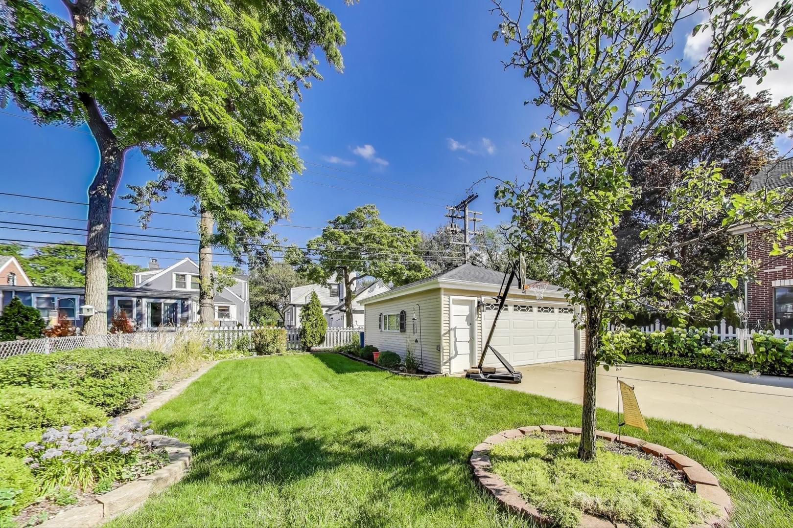 1607 South Ashland Avenue Park Ridge, IL 60068 - Photo 27 of 33