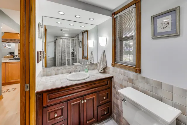 $675,000 | 1607 South Ashland Avenue, Park Ridge, IL 60068