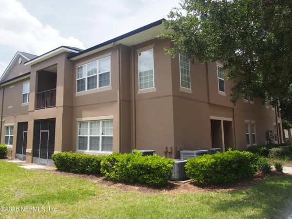 $236,900 | 12301 Kernan Forest Boulevard, Unit 2402, Jacksonville, FL 32225