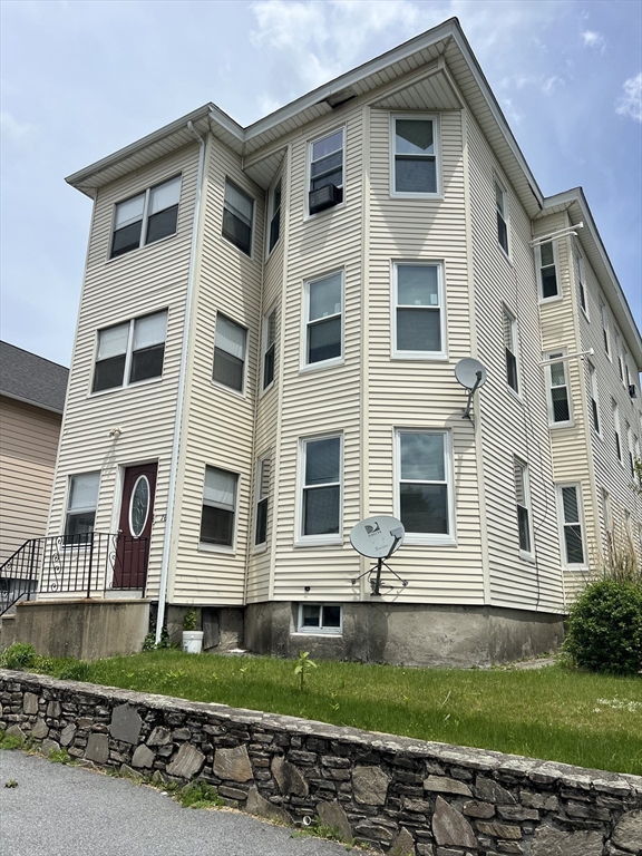 16 Prentice Street, Unit 1 Worcester, MA 01604 - Photo 2 of 23