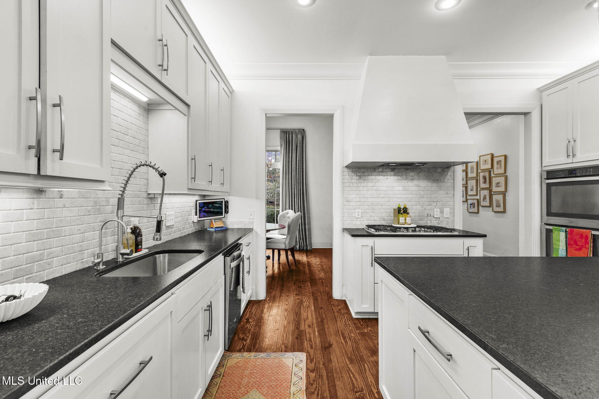 4665 Katherine Boulevard Jackson, MS 39211 - Photo 16 of 52 23-web-or-mls-4665 Katherine-23