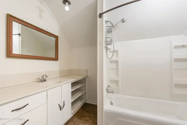 $195,000 | 135 Oak Drive, St. Martinville, LA 70582