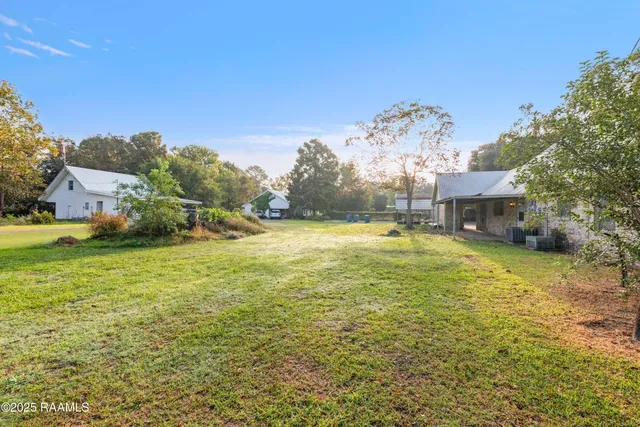 $195,000 | 135 Oak Drive, St. Martinville, LA 70582