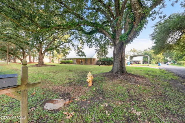 $195,000 | 135 Oak Drive, St. Martinville, LA 70582