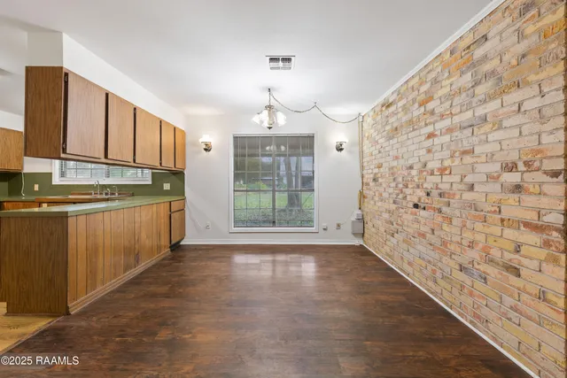 $195,000 | 135 Oak Drive, St. Martinville, LA 70582