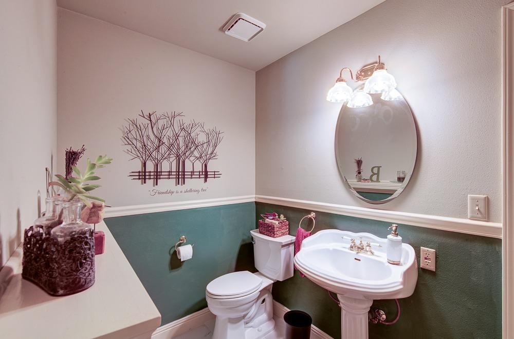 569 West Sample Avenue Clovis, CA 93612 - Photo 44 of 45
