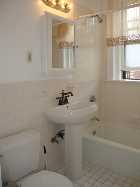 19 Short Street, Unit 4 Brookline, MA 02446 - Photo 5 of 5