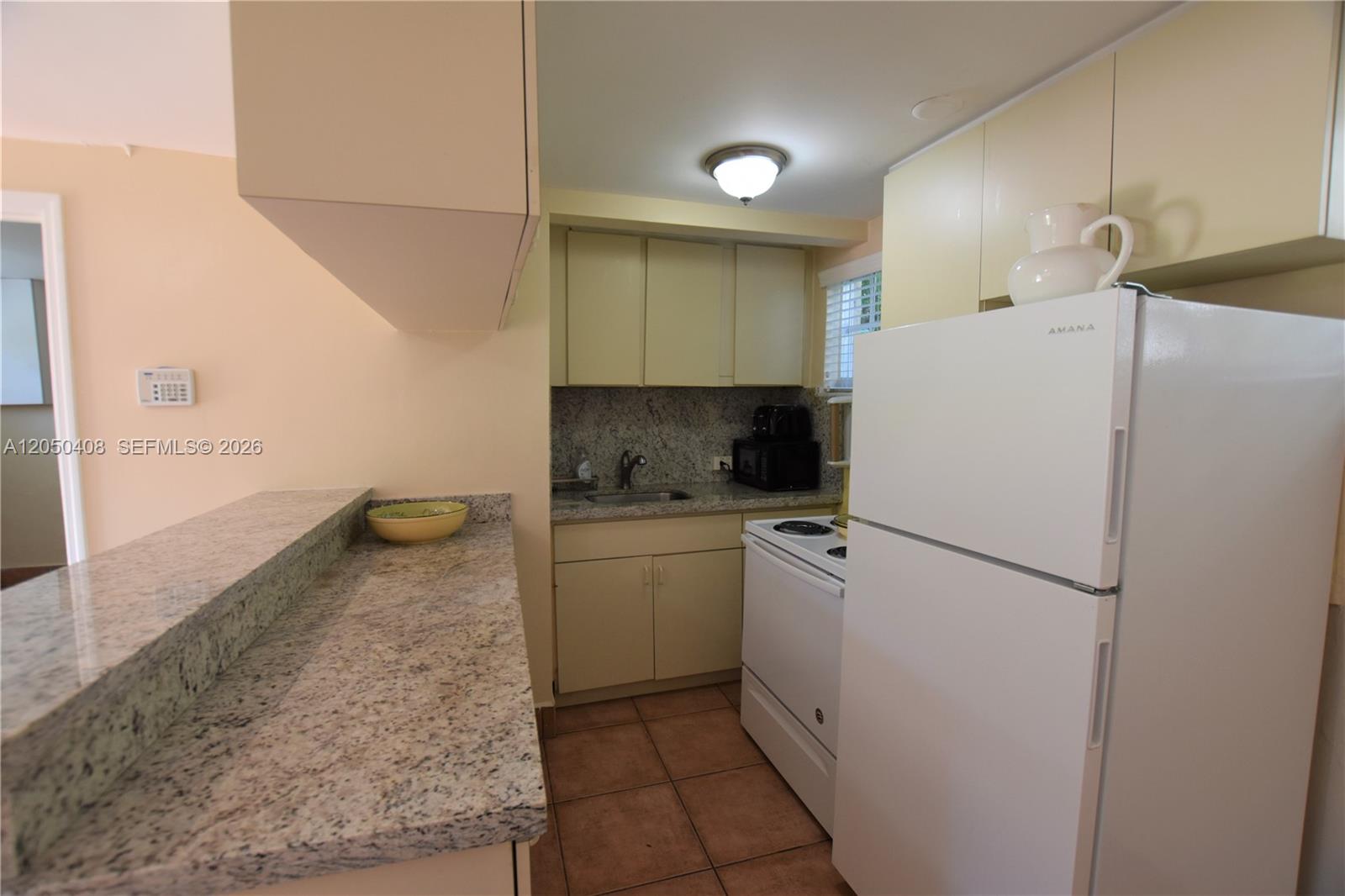 2615 Southwest 20th Street Miami, FL 33145 - Photo 8 of 17