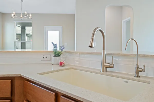 a close view of sink and tap