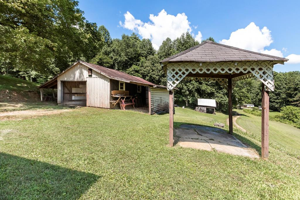 637 Oakgrove Road Murphy, NC 28906 - Photo 43 of 51