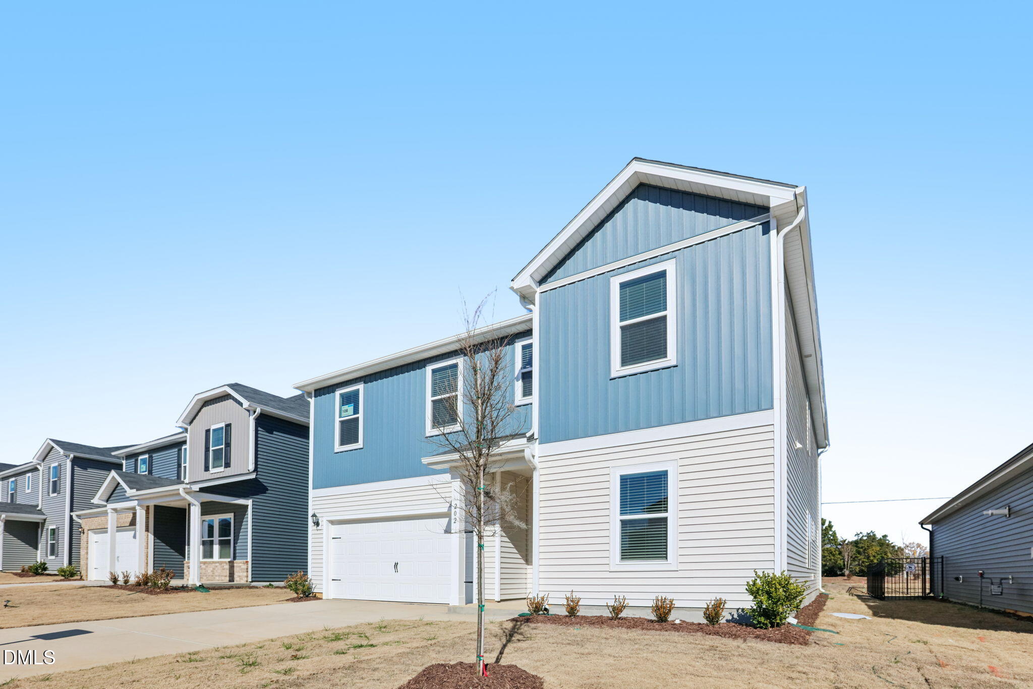 202 Thistle Patch Place Angier, NC 27501 - Photo 4 of 42 2-web-or-mls-Raleigh-River Glen-202 This