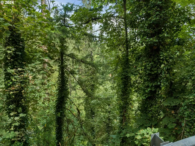 $100,000 | West Burnside Road, Portland, OR 97205